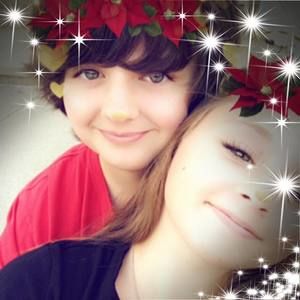 Meet your Posher, Adelle